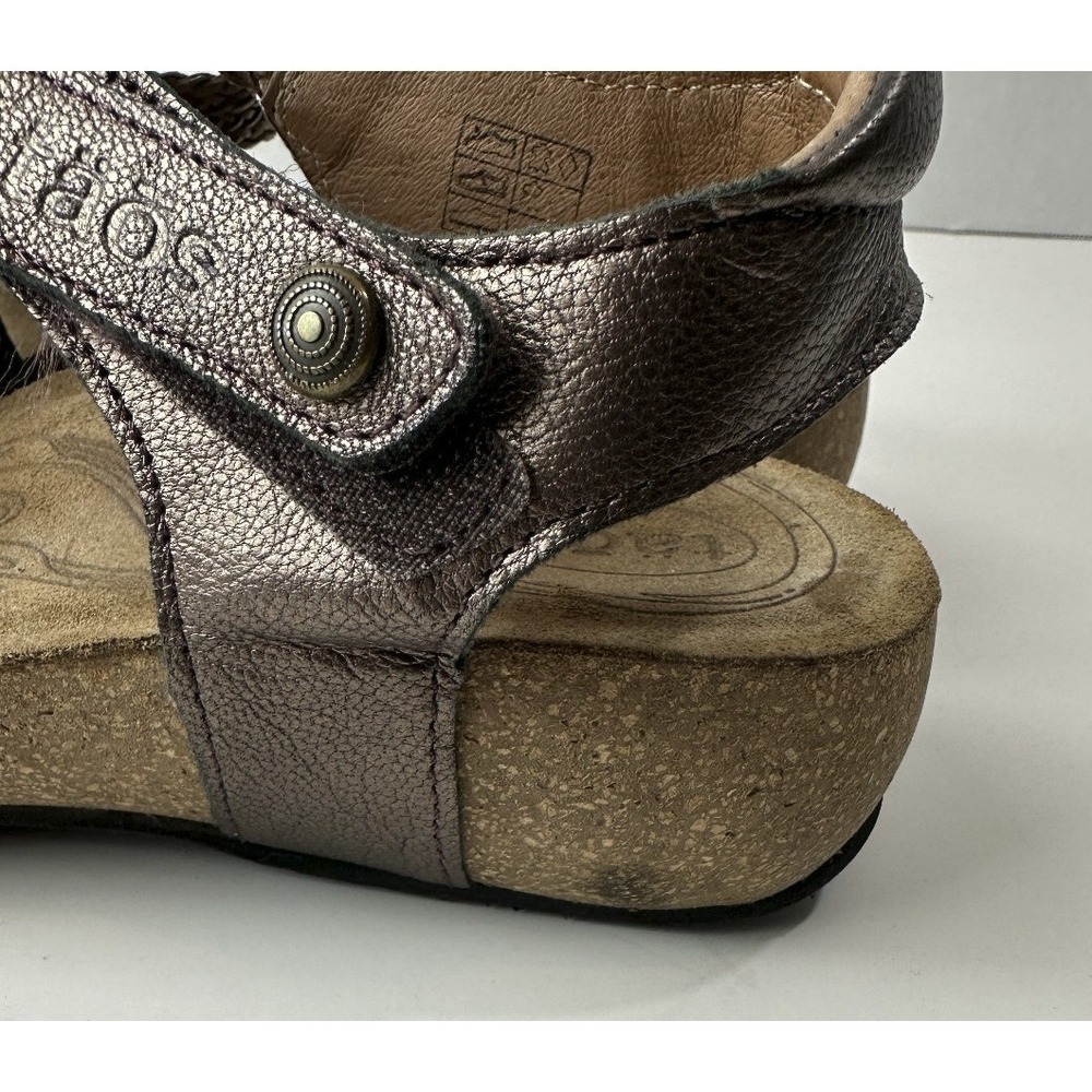 Taos Trulie Sandals Pewter Metallic Leather Woven Strappy Hook Loop Size 7 - 7.5 - Picture 12 of 16
